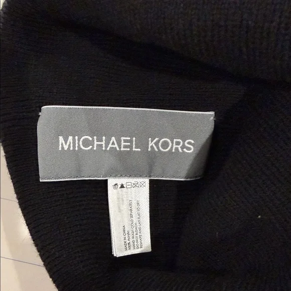 Michael Kors Classic Black Knit Hat - Picture 2 of 2